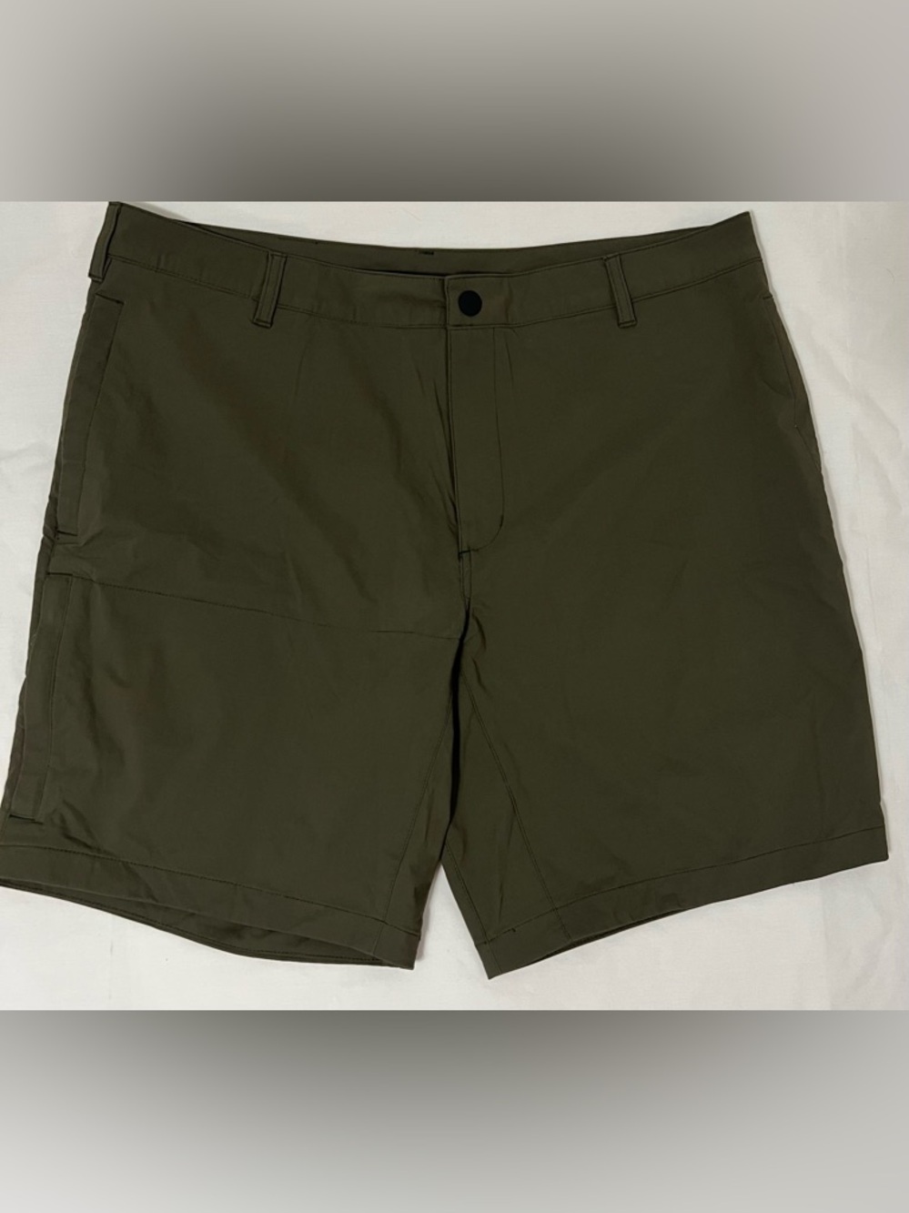 The North Face Olive Green Shorts Utility Hiking Outdoor Performance Tech